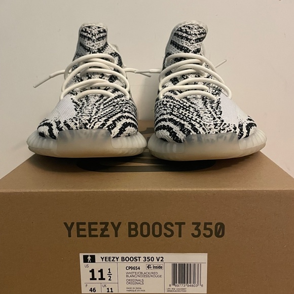 Yeezy 350 Zebra - Picture 3 of 5